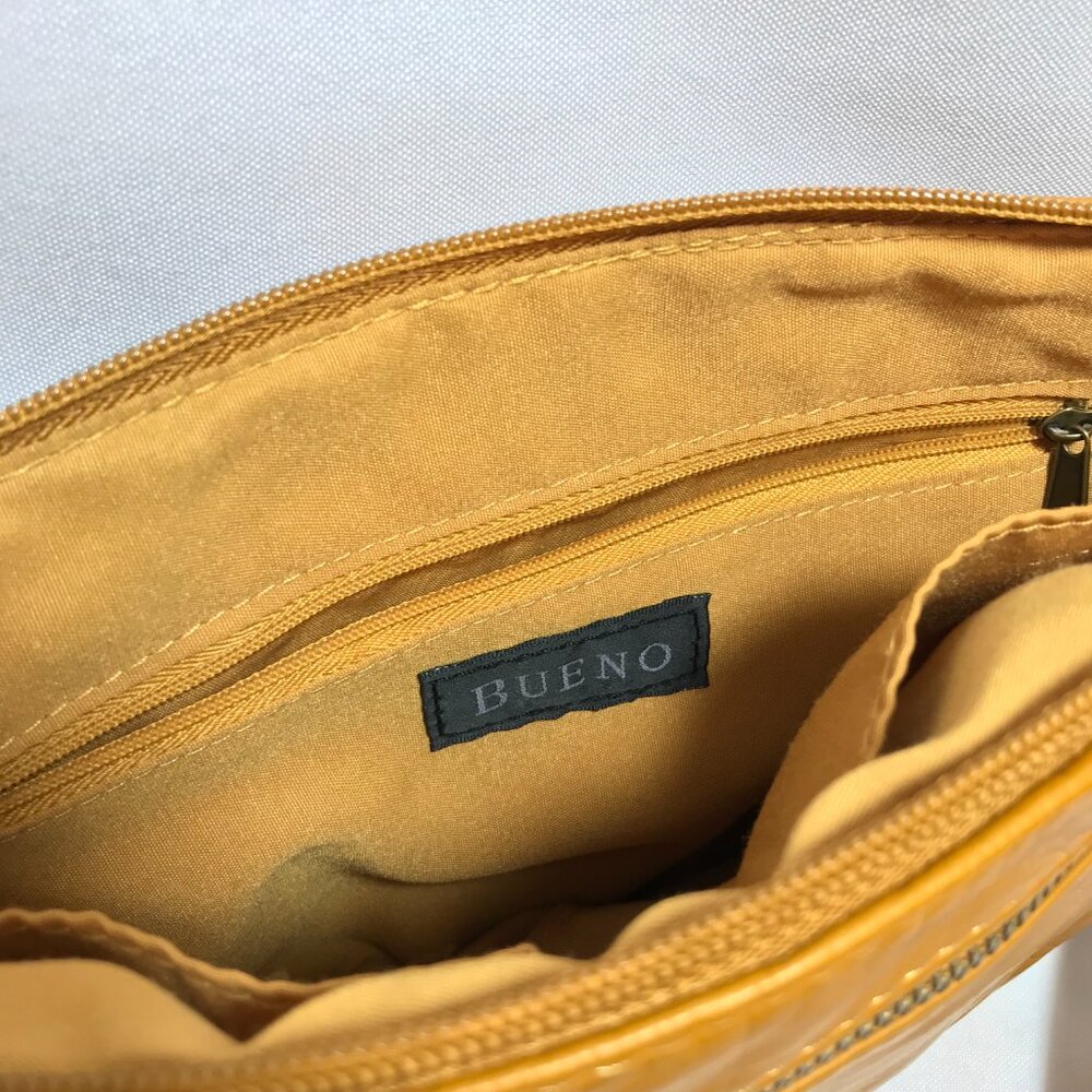 Bueno Faux Leather Crossbody Bag - Picture 8 of 9